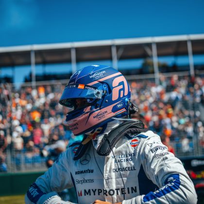 Casco Albon standard 2024
