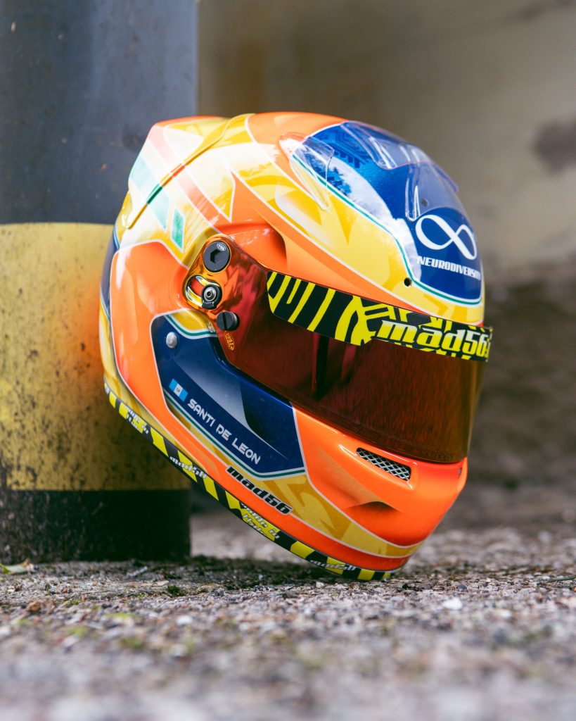 Casco De leon